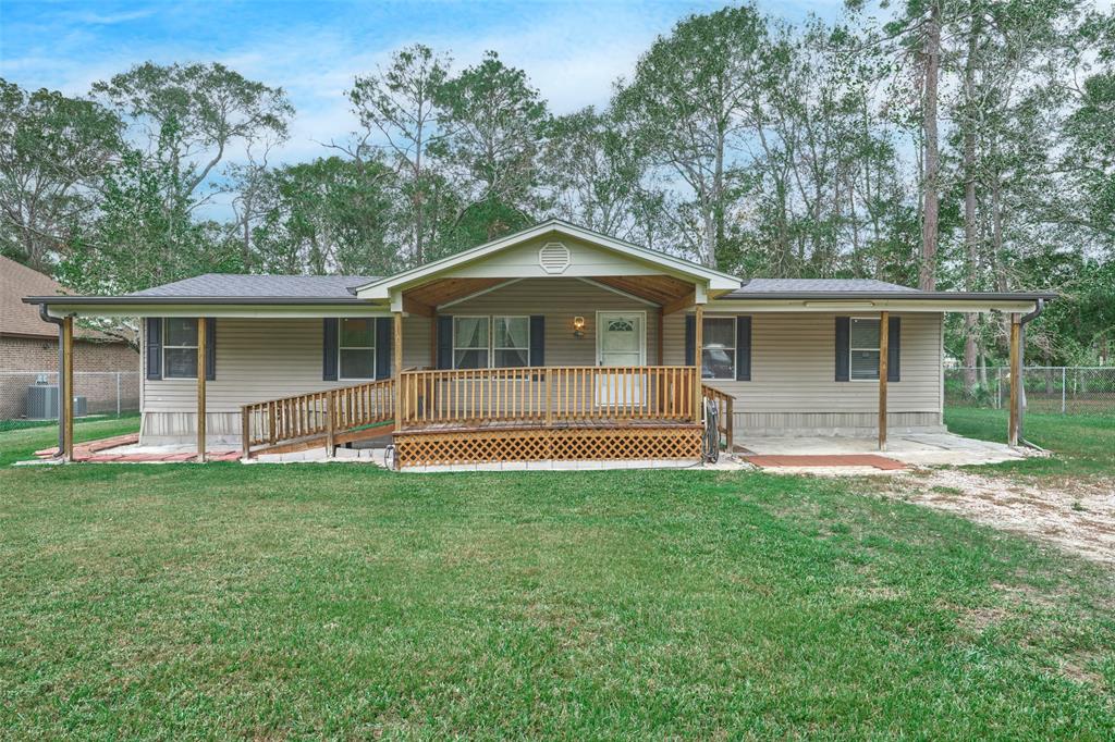 24027 Carpenter Bee Drive, New Caney, Texas image 1