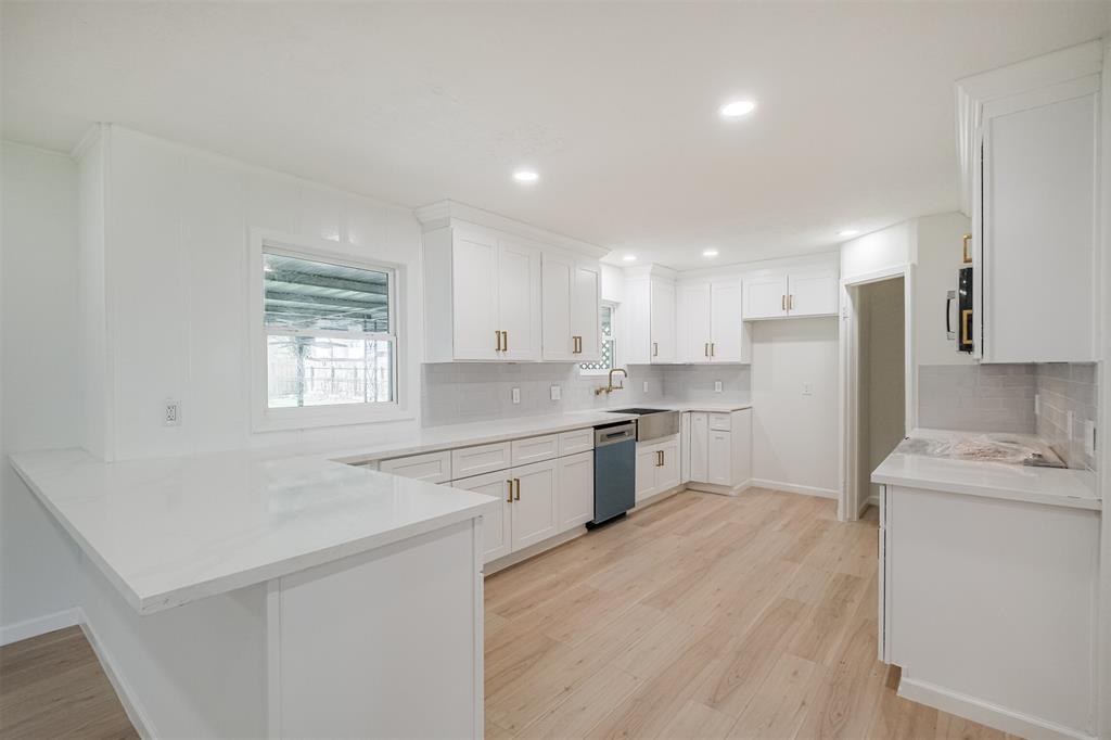 9419 Campbell Road