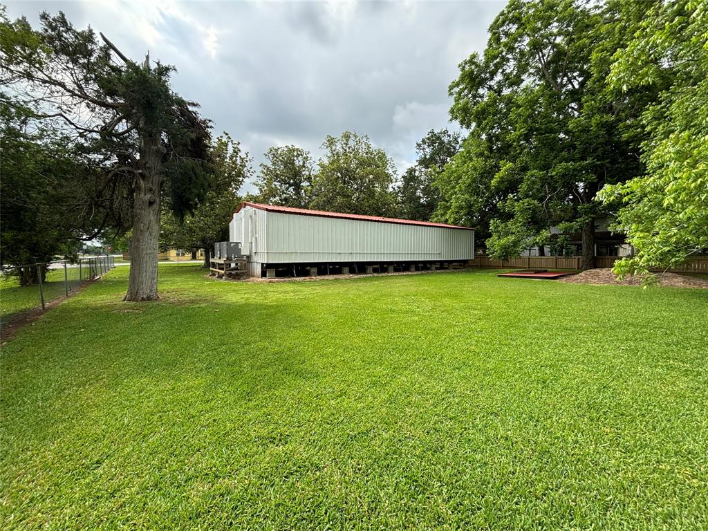 817 Walnut, Wharton, Texas image 14