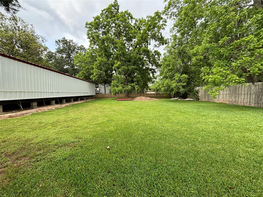817 Walnut, Wharton, Texas image 13