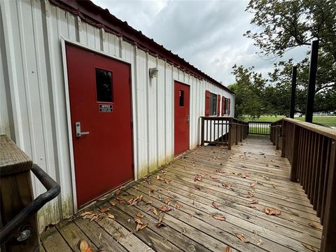 Photo of 817 Walnut, Wharton, TX 77488 (MLS # 63136057)