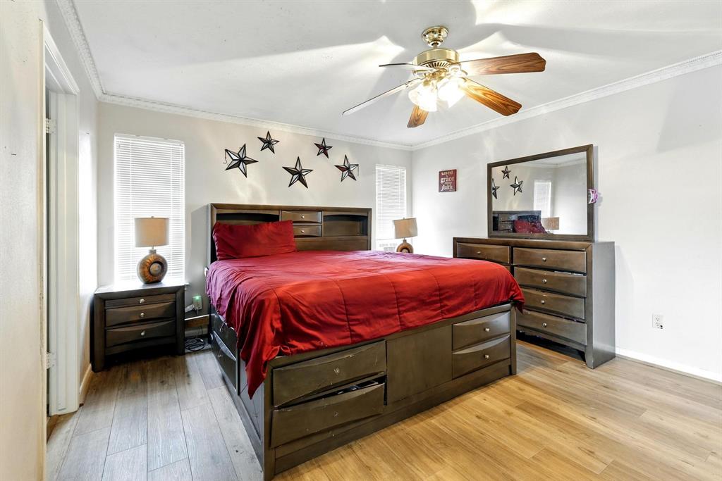 9810 Bayou Woods Drive, Baytown, Texas image 12