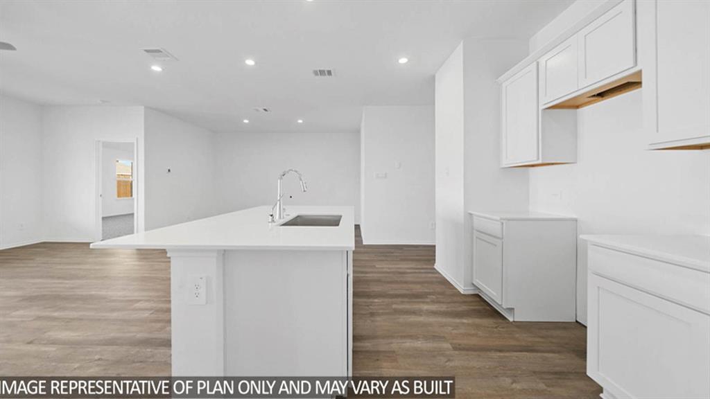 672 Canadian Trail, Dayton, Texas image 4
