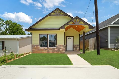 Photo of 16960 W Dounreay, Montgomery, TX 77316 (MLS # 28932195)