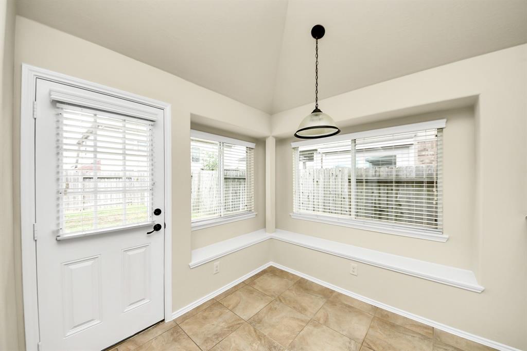 2614 Leopard Court, Katy, Texas image 11
