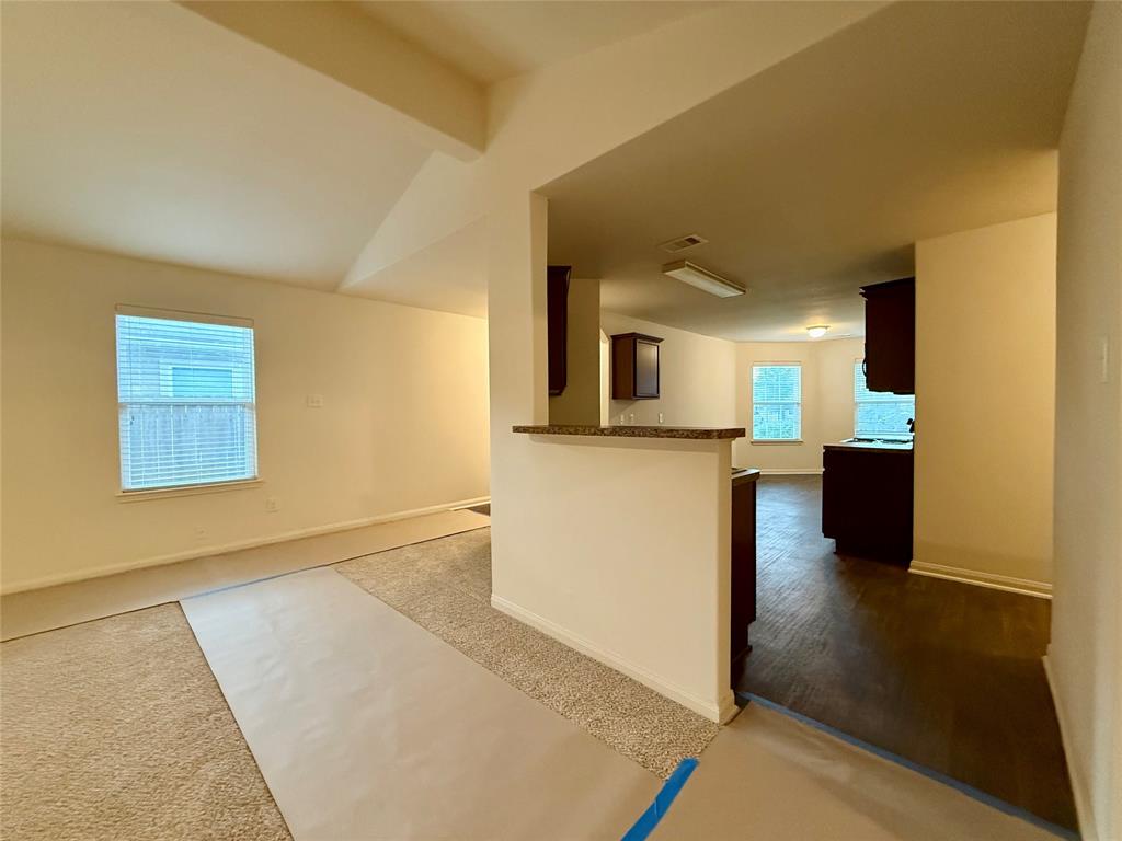 2093 Saras Way, Brookshire, Texas image 5