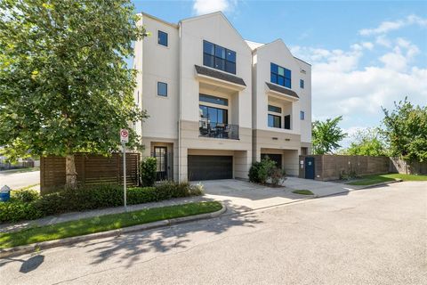 1205 Fowler Street Houston TX 77007