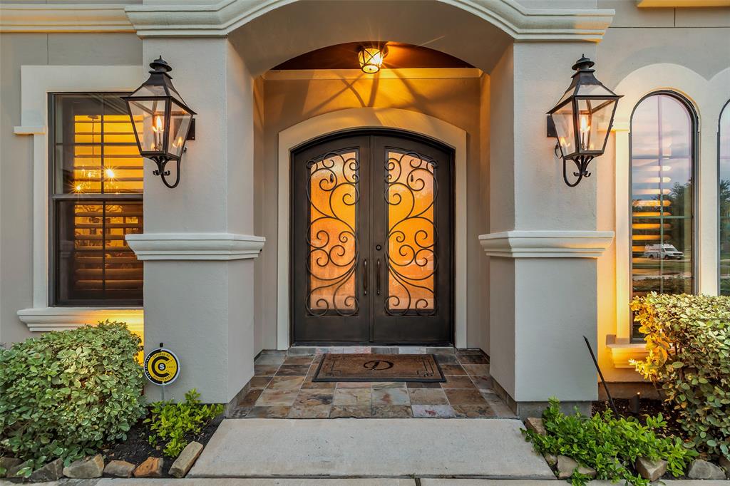 5306 Lockwood Bend Lane