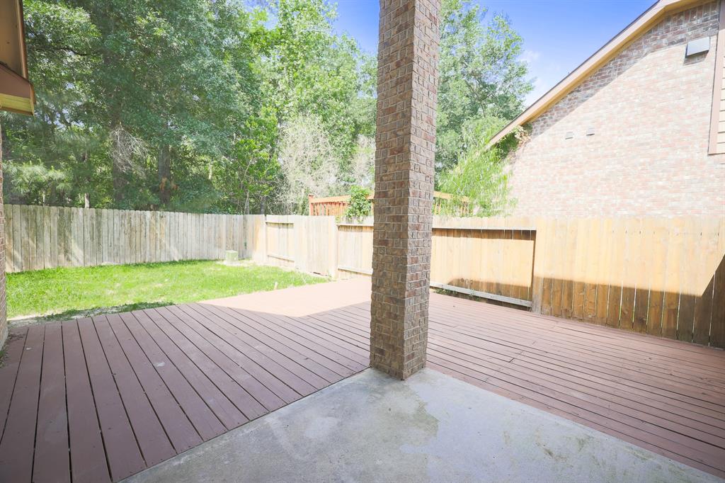 6707 Hunters Creek Lane, Baytown, Texas image 23