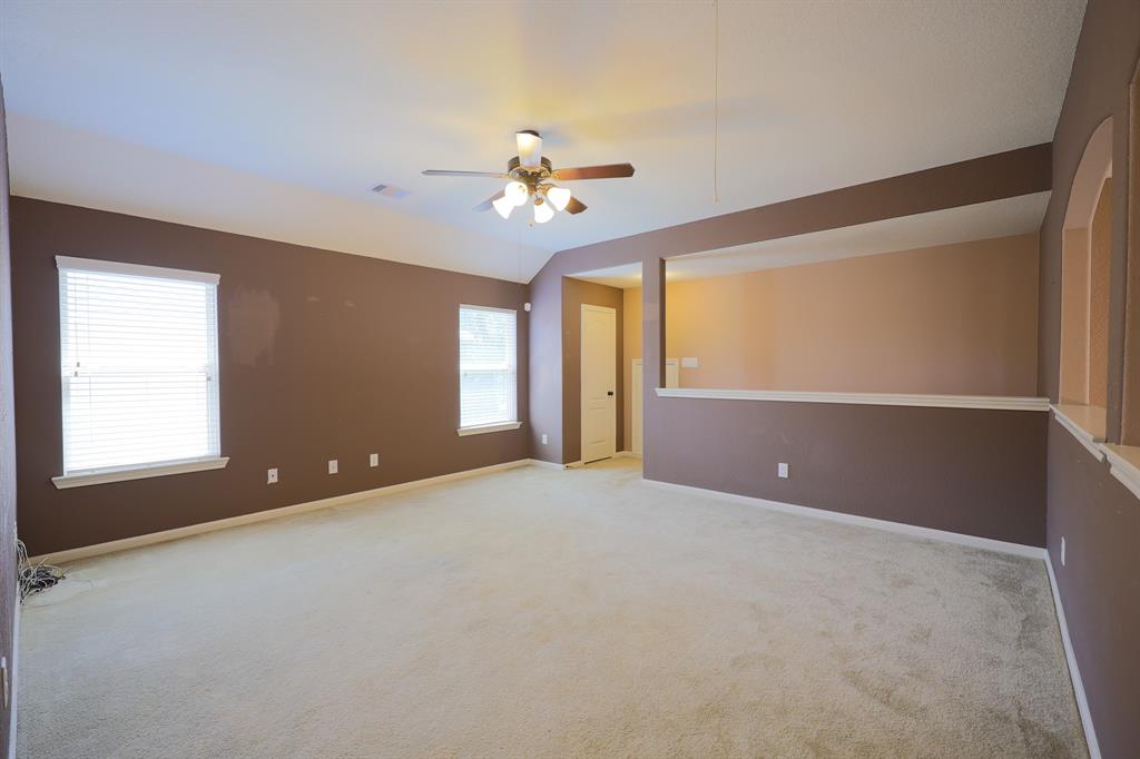 6707 Hunters Creek Lane, Baytown, Texas image 16