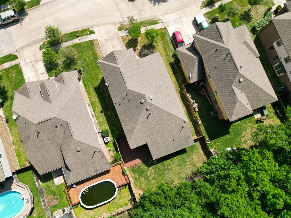 6707 Hunters Creek Lane, Baytown, Texas image 31