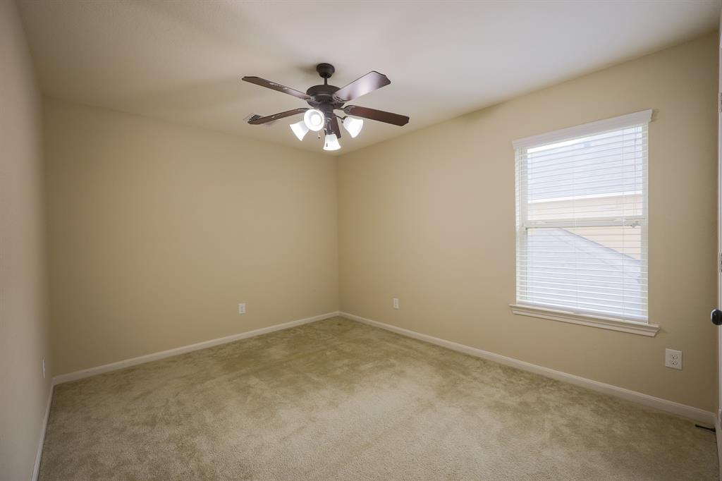 6707 Hunters Creek Lane, Baytown, Texas image 25