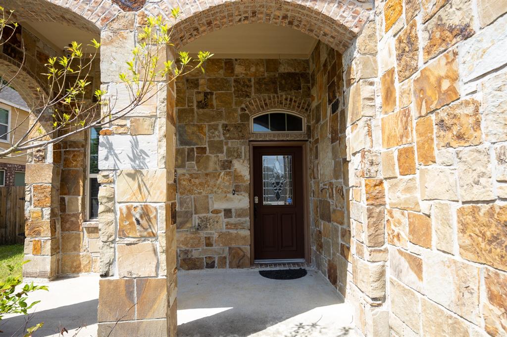 6707 Hunters Creek Lane