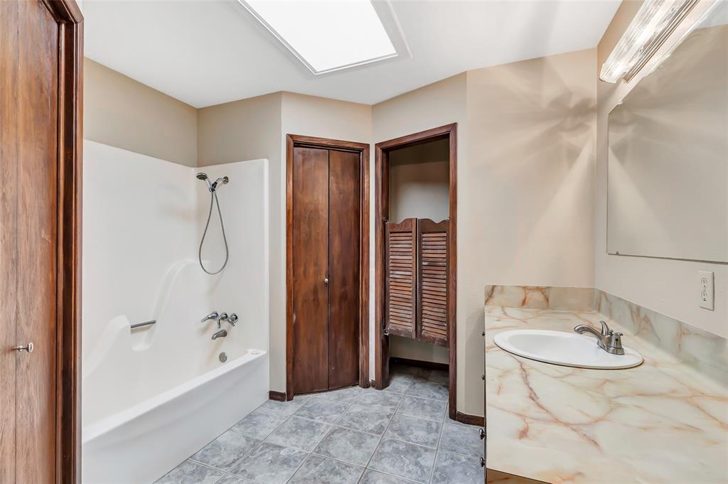 136 County Road 637, Dayton, Texas image 30