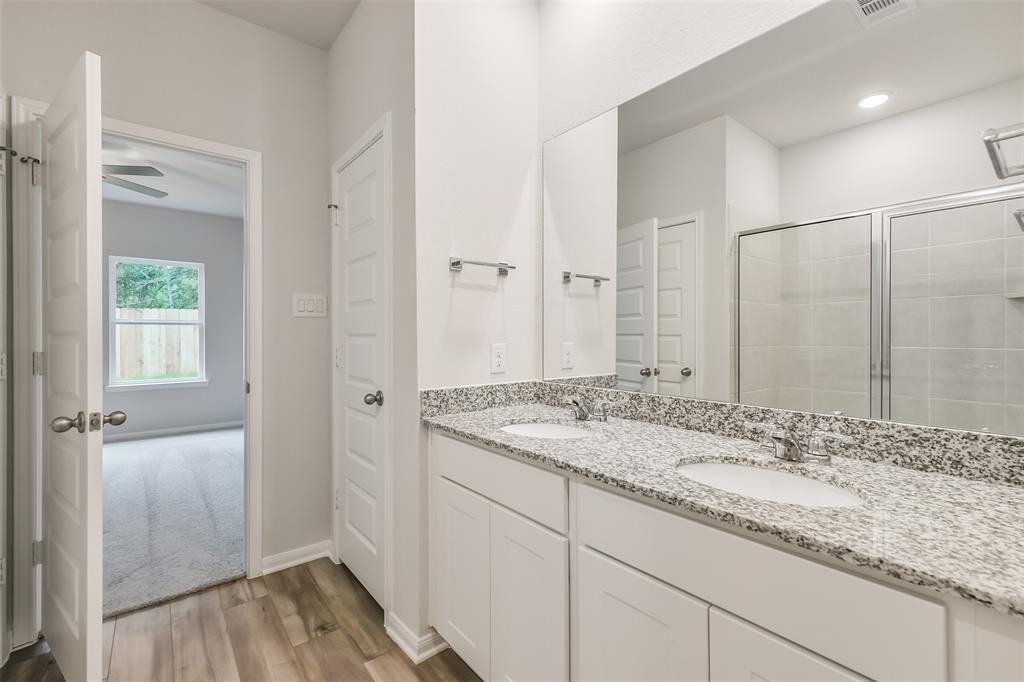 2101 Caney Creek Lane, Conroe, Texas image 19