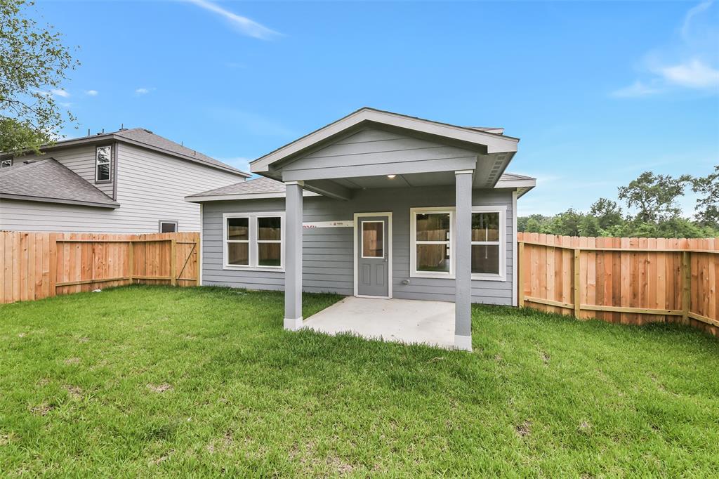 2101 Caney Creek Lane, Conroe, Texas image 35
