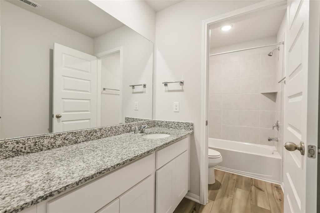 2101 Caney Creek Lane, Conroe, Texas image 26