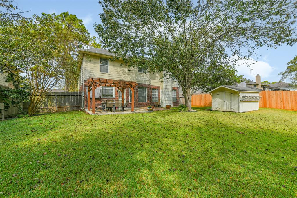 2413 Piney Woods Drive, Pearland, Texas image 44