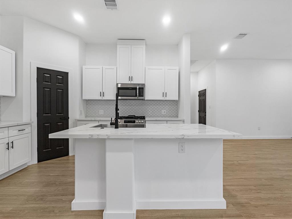 25711 Old Carriage Lane, Spring, Texas image 7