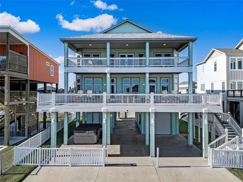 A home in Crystal Beach