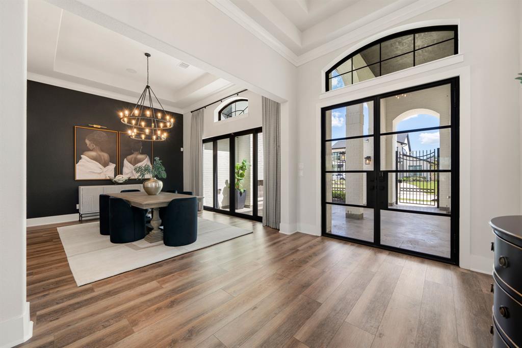 10119 Regatta Shore Drive