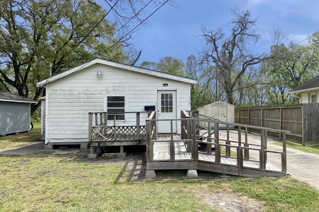 1713 Avenue I, Bay City, Texas image 1