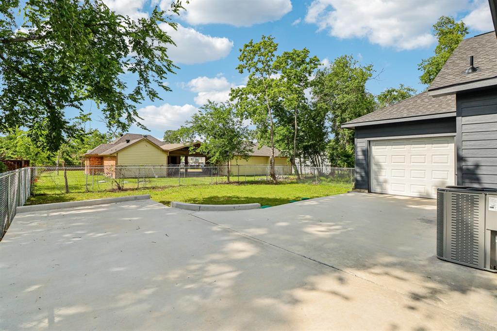 16731 Water Oak Drive, Channelview, Texas image 23