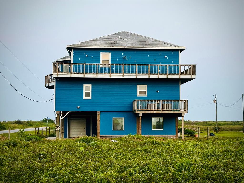 800 Gulf Street, Freeport, Texas image 2