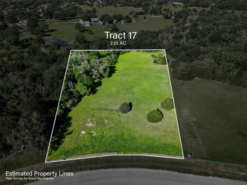 115 Woodland Meadows Lane, La Grange, Texas image 1