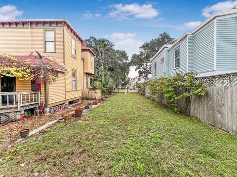 Single Family Residence in Galveston TX 3202 Avenue N 1/2 43.jpg