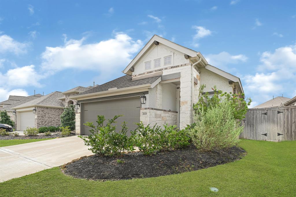 26534 Hypatia Trace, Richmond, Texas image 2