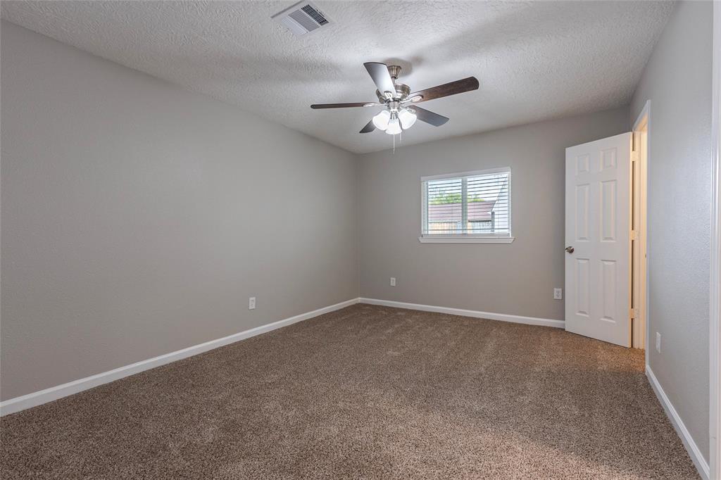 9905 Robin Street, La Porte, Texas image 8