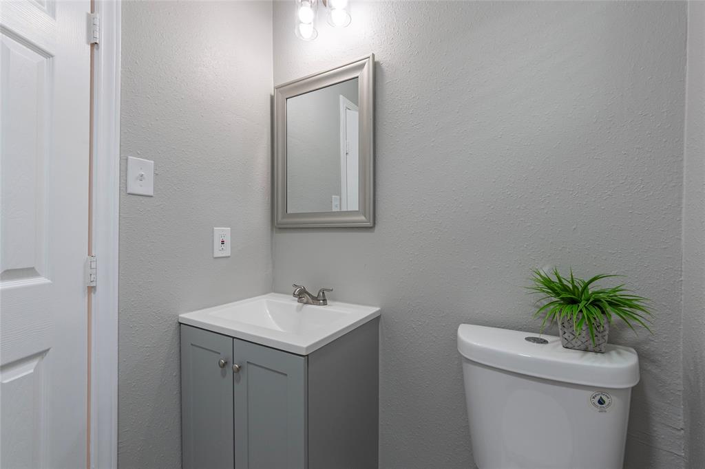 9905 Robin Street, La Porte, Texas image 15