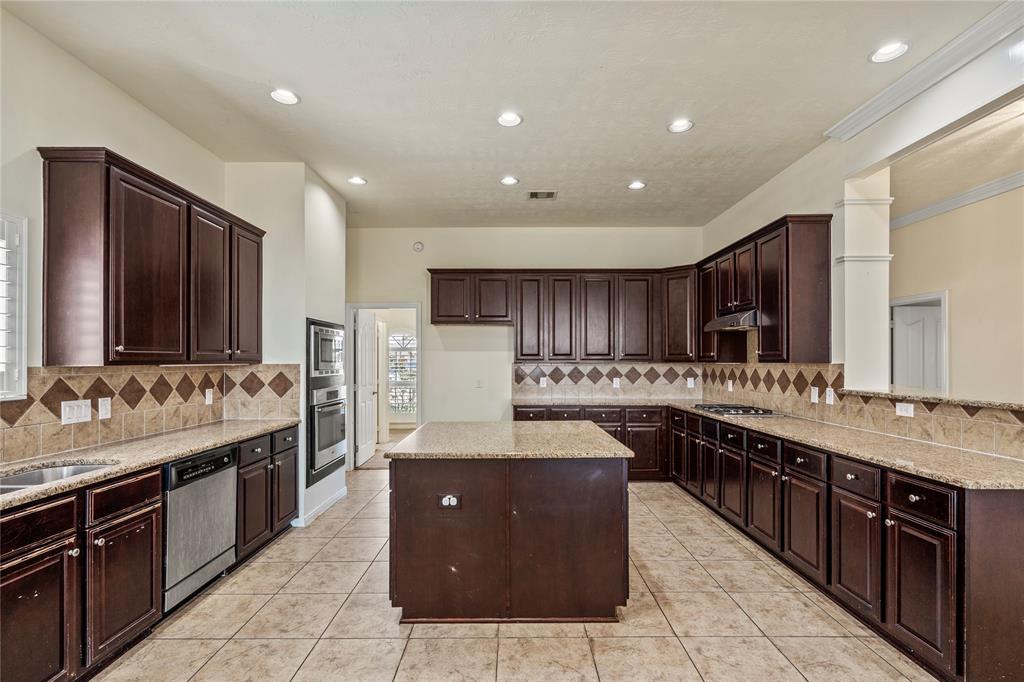 6710 Travis Street, Manvel, Texas image 9