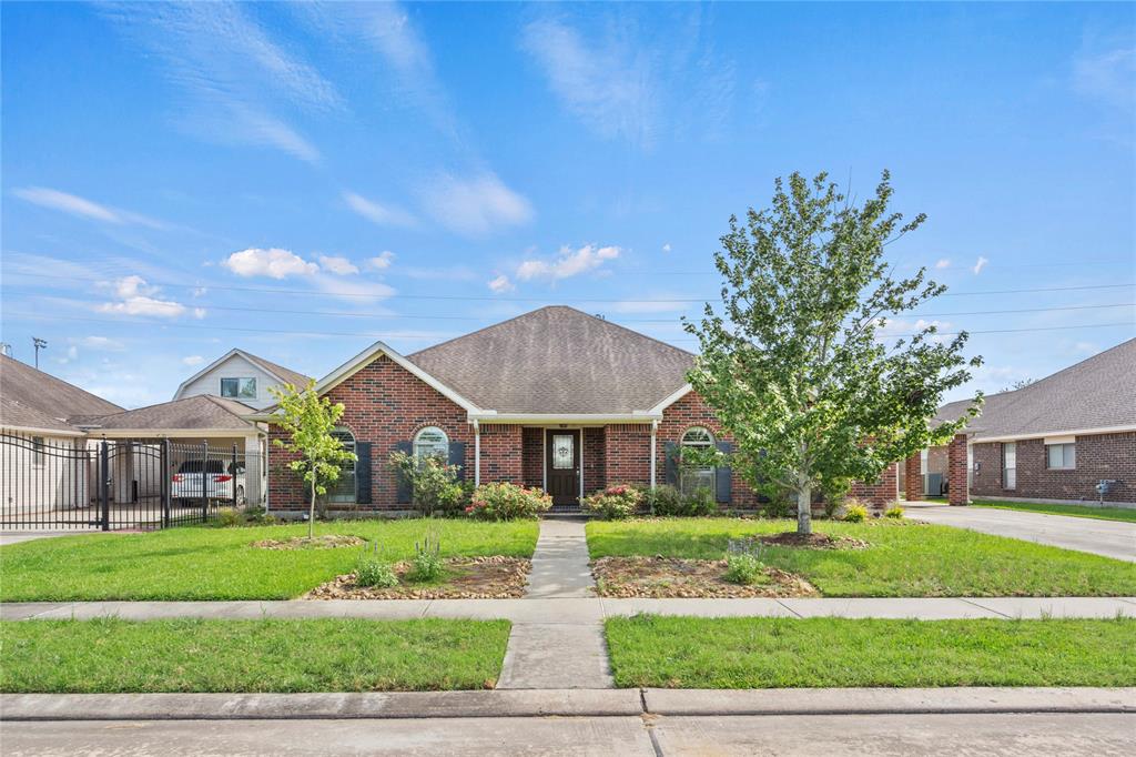 6710 Travis Street, Manvel, Texas image 1