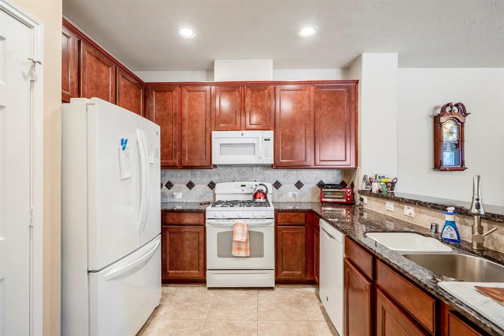 18720 Serenity Loch Drive, Spring, Texas image 13