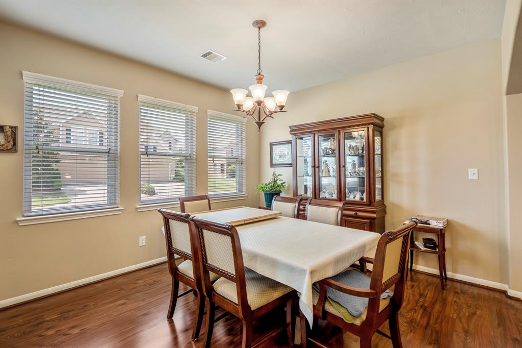18720 Serenity Loch Drive, Spring, Texas image 6