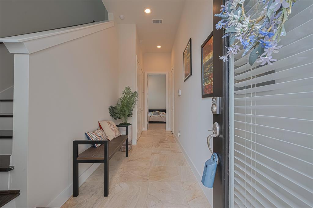 72 N Hutcheson Street, Houston, Texas image 4