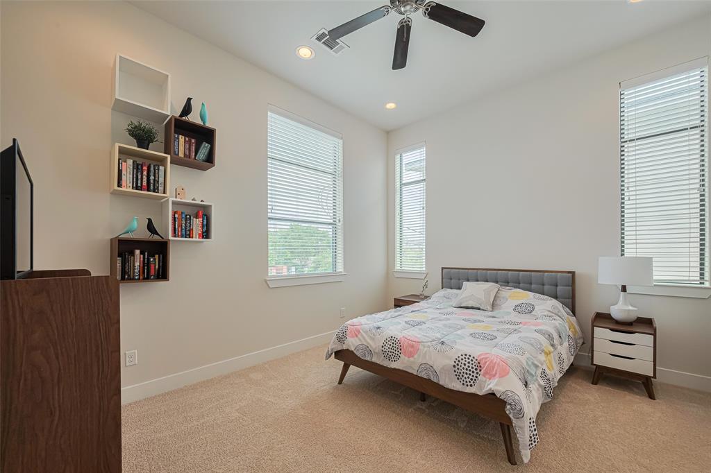 72 N Hutcheson Street, Houston, Texas image 16