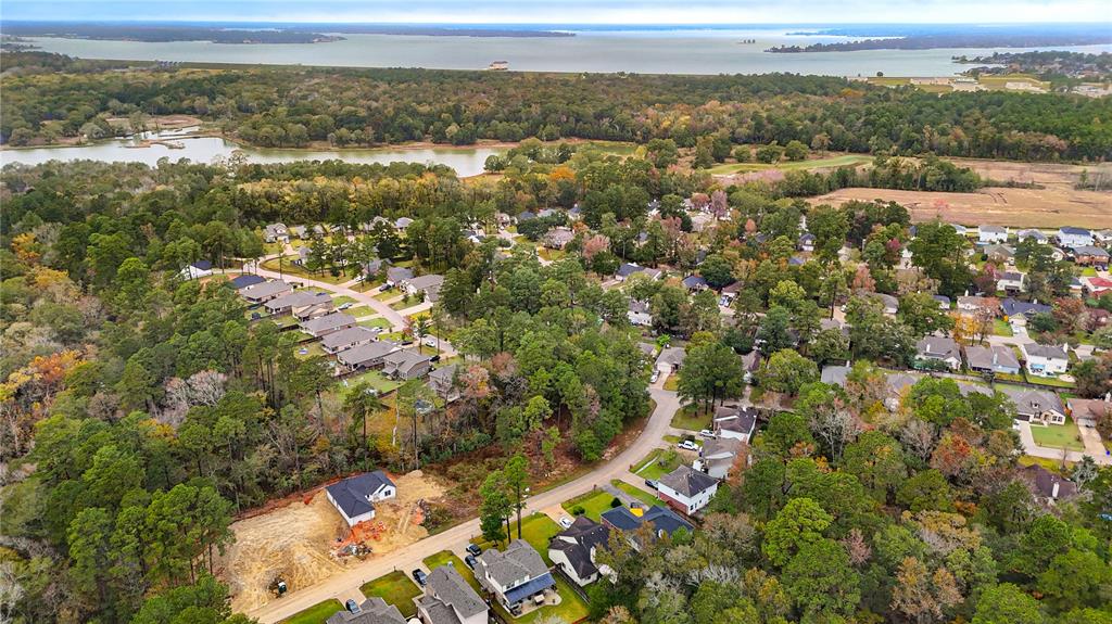 1995 La Salle Park Drive, Conroe, Texas image 27