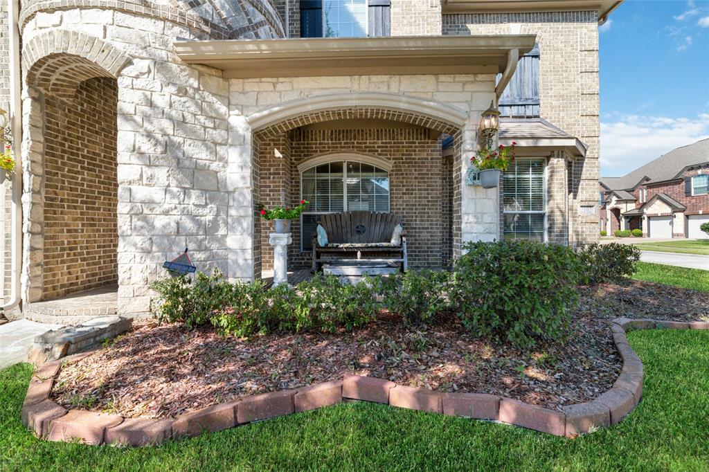 2102 Asbury Court, Pearland, Texas image 5