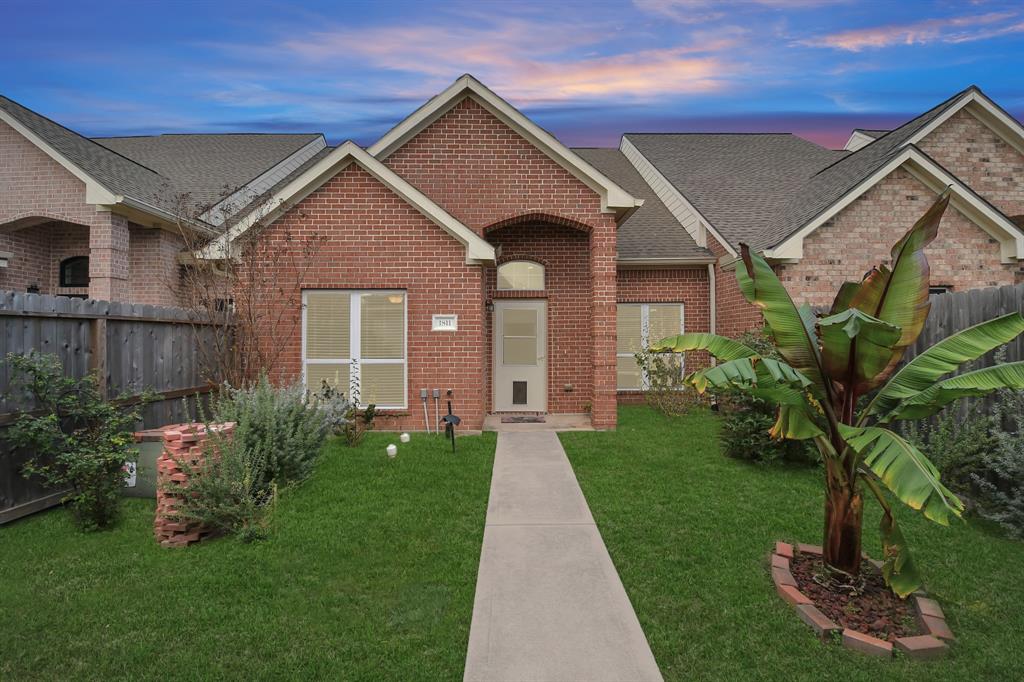 1811 Leisure Court, Pasadena, Texas image 1