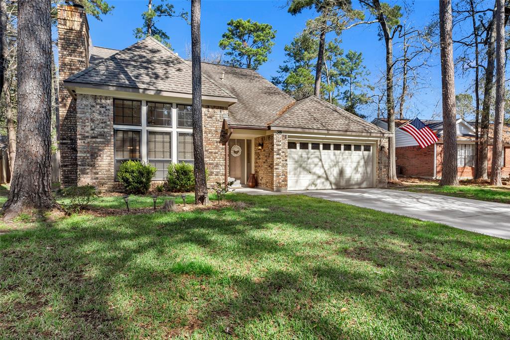 38 Cricket Hollow Place, The Woodlands, Texas image 3