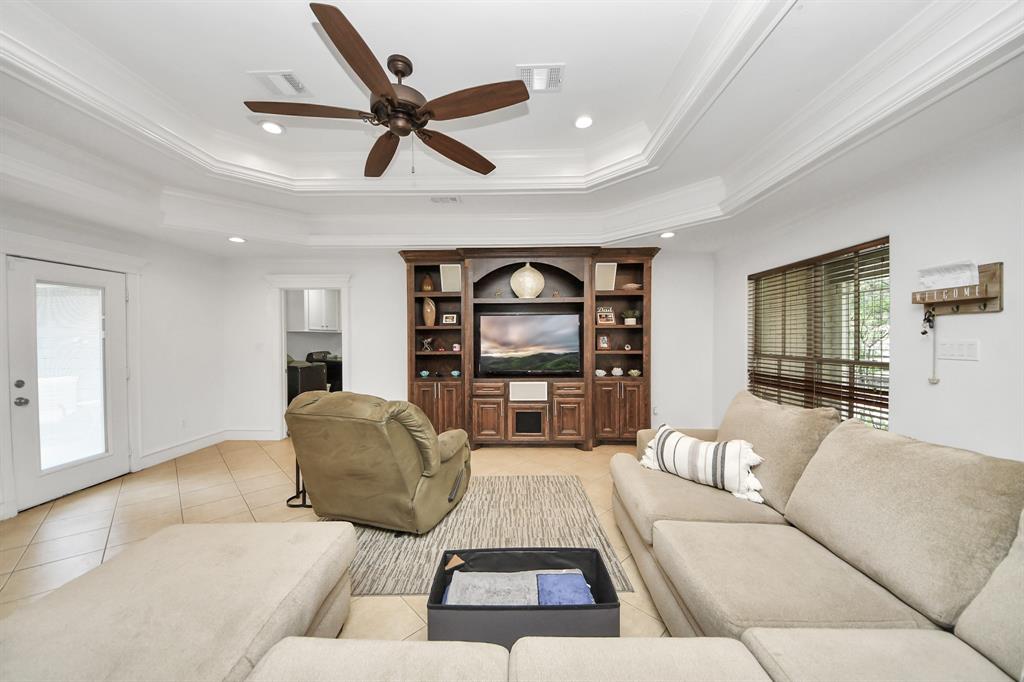 24 Woody Creek Drive