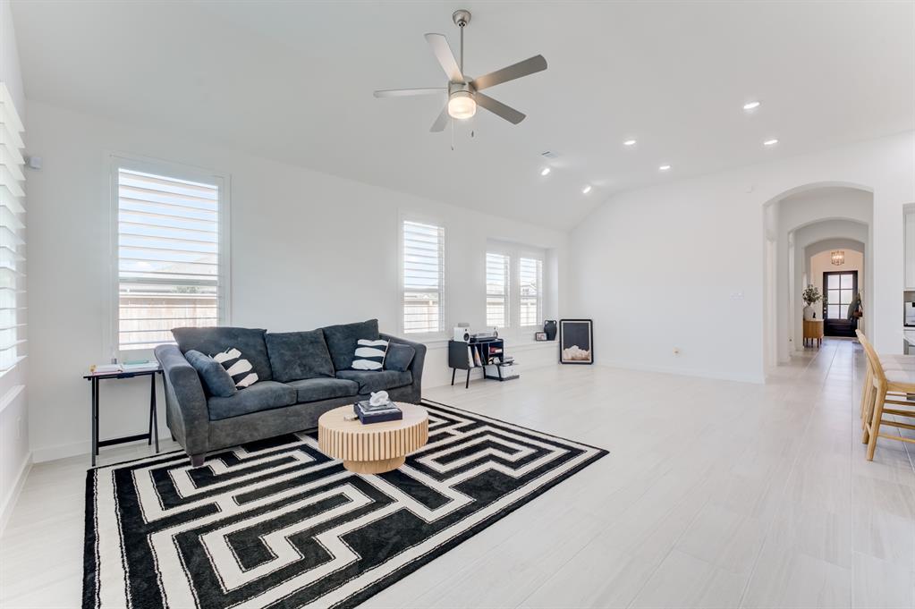 27015 Sun Beam Bend Lane