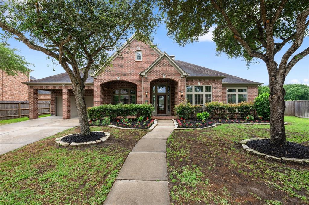 View Friendswood, TX 77546 house