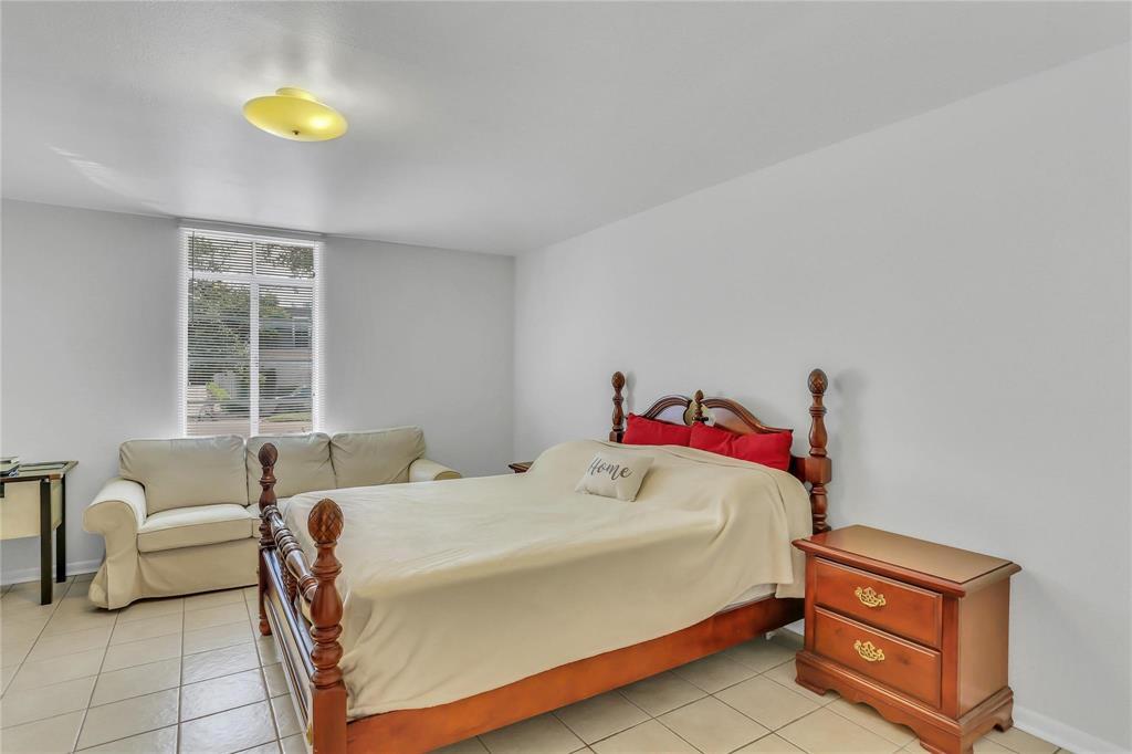 2727 Briarhurst Drive #2, Houston, Texas image 10