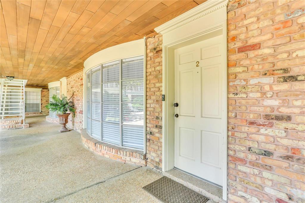 2727 Briarhurst Drive #2, Houston, Texas image 2