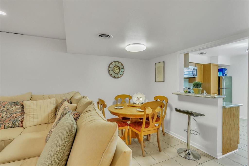 2727 Briarhurst Drive #2, Houston, Texas image 6