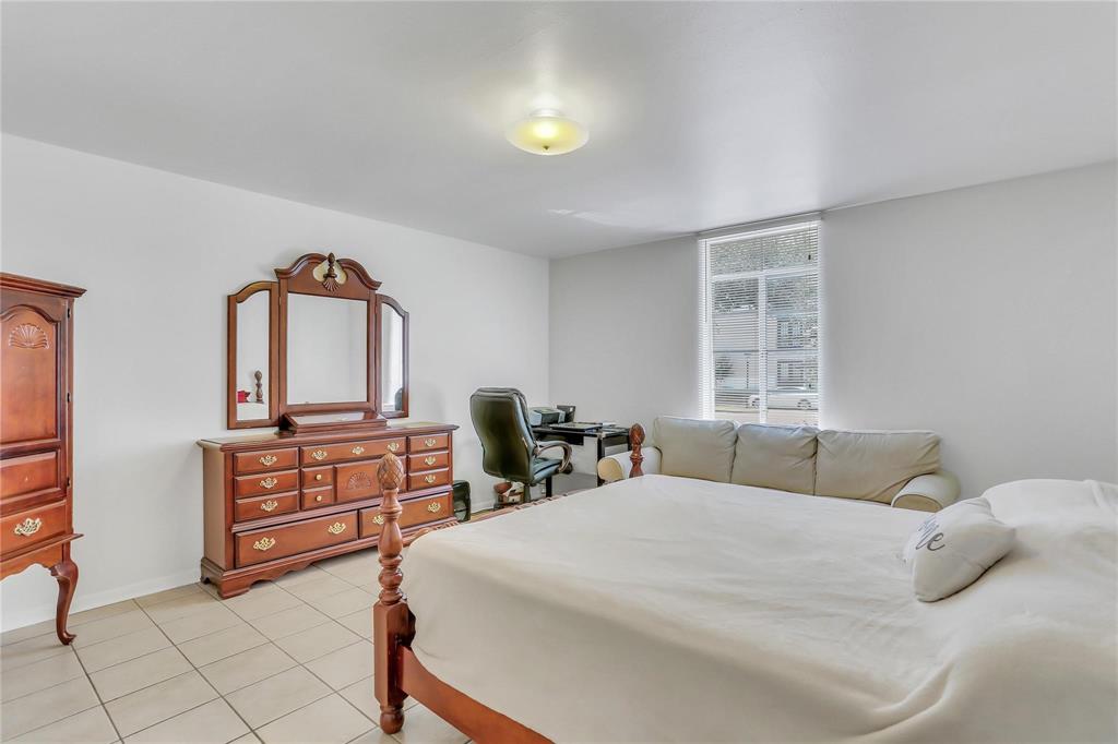 2727 Briarhurst Drive #2, Houston, Texas image 12